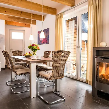 Ferien_haus Am Ahorneck _ Benno بيت للعطل